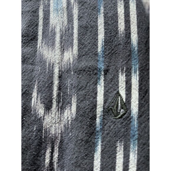 Volcom button down short sleeve shirt skater medium large - Picture 9 of 9